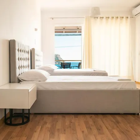 Hotel Ionio I *